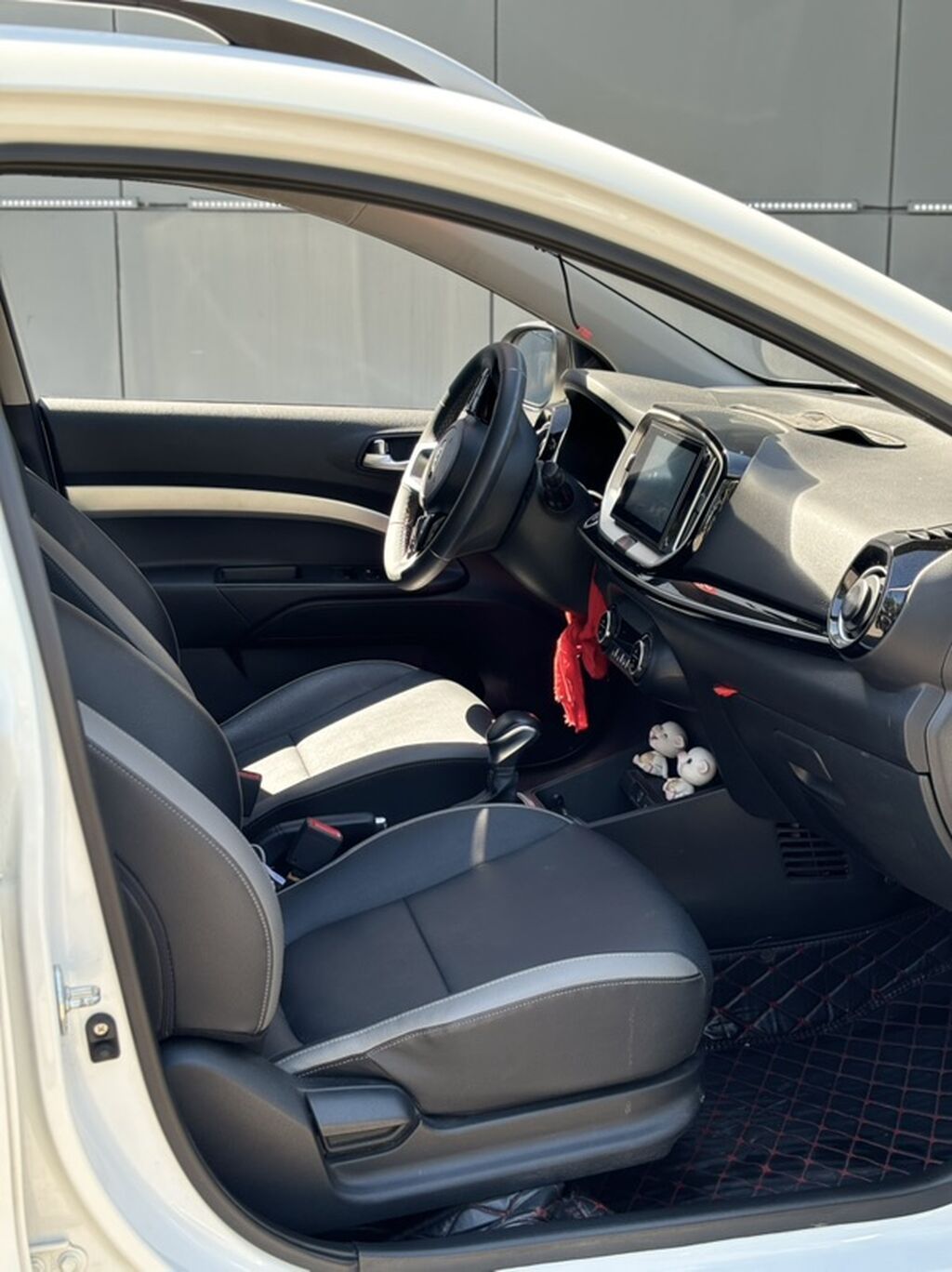 Kia Stonic: 2019 г., 1.4 л, Автомат, Бензин, Кроссовер: фото 6