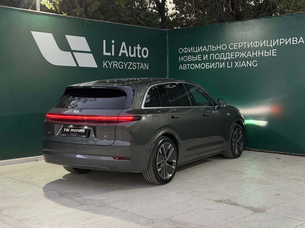 Lixiang L7: 2025 г., 1.5 л, Автомат, Гибрид, Кроссовер: фото 2