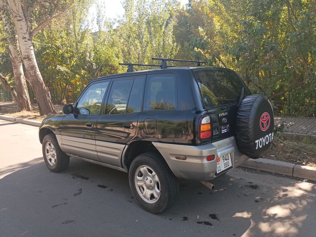 Toyota RAV4: 1999 г., 2 л, Автомат, Бензин, Кроссовер: фото 3