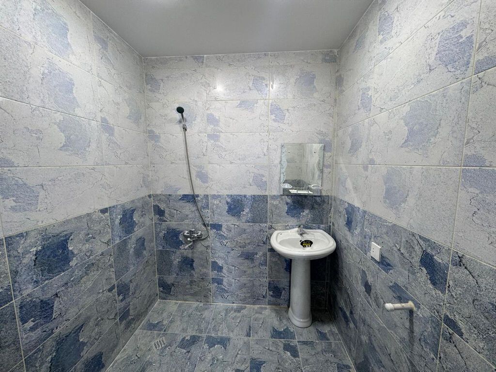 Qaraçuxur qəs., 2 otaqlı, Yeni tikili, 95 kv. m
