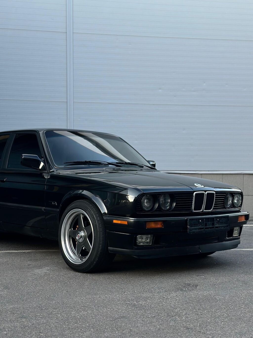 BMW 3 series: 1988 г., 2.8 л, Механика, Бензин, Седан: фото 3