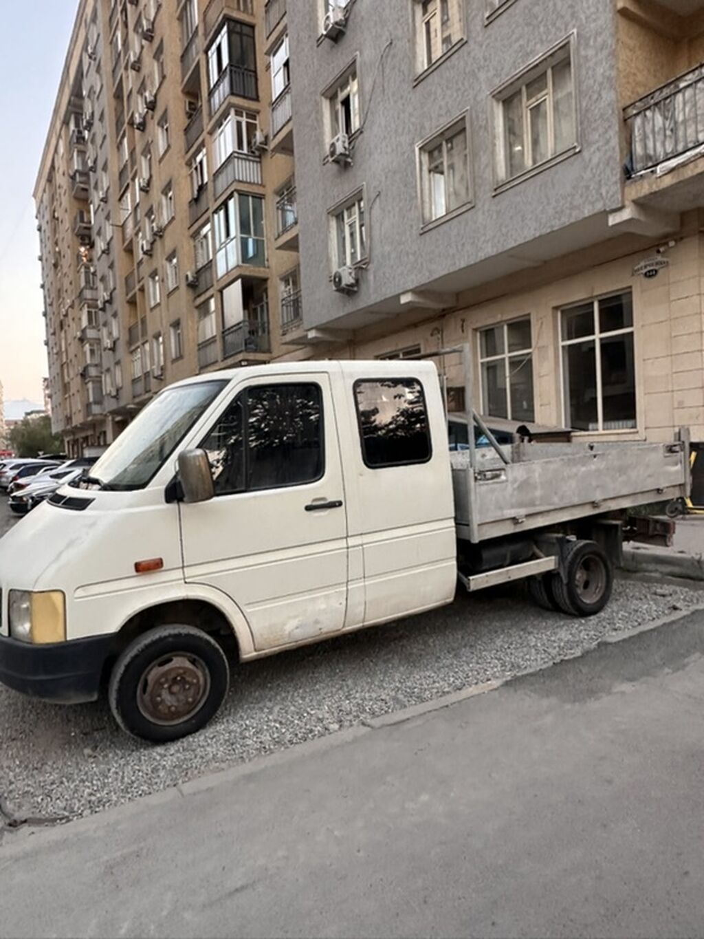 Volkswagen LT TDI — бортовой грузовик с двойной кабиной. Самосвал: фото 2