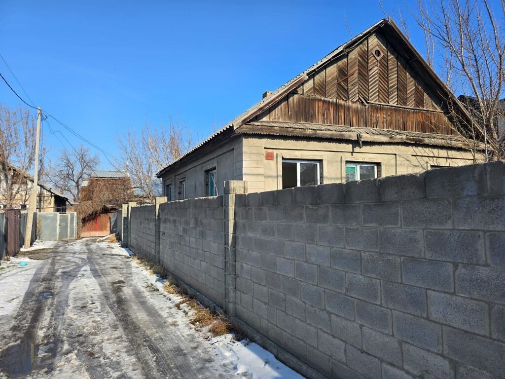 Продаю дом район Баята газ канализация участок 4 сотки: фото 2