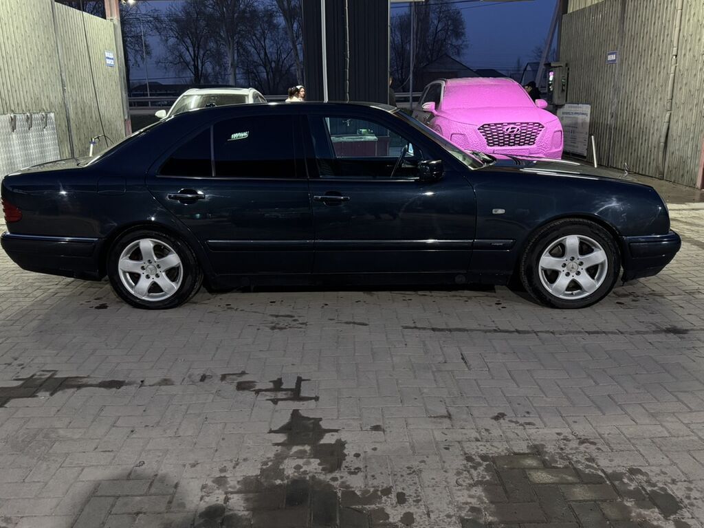 Mercedes-Benz E-Class: 1998 г., Седан: фото 3