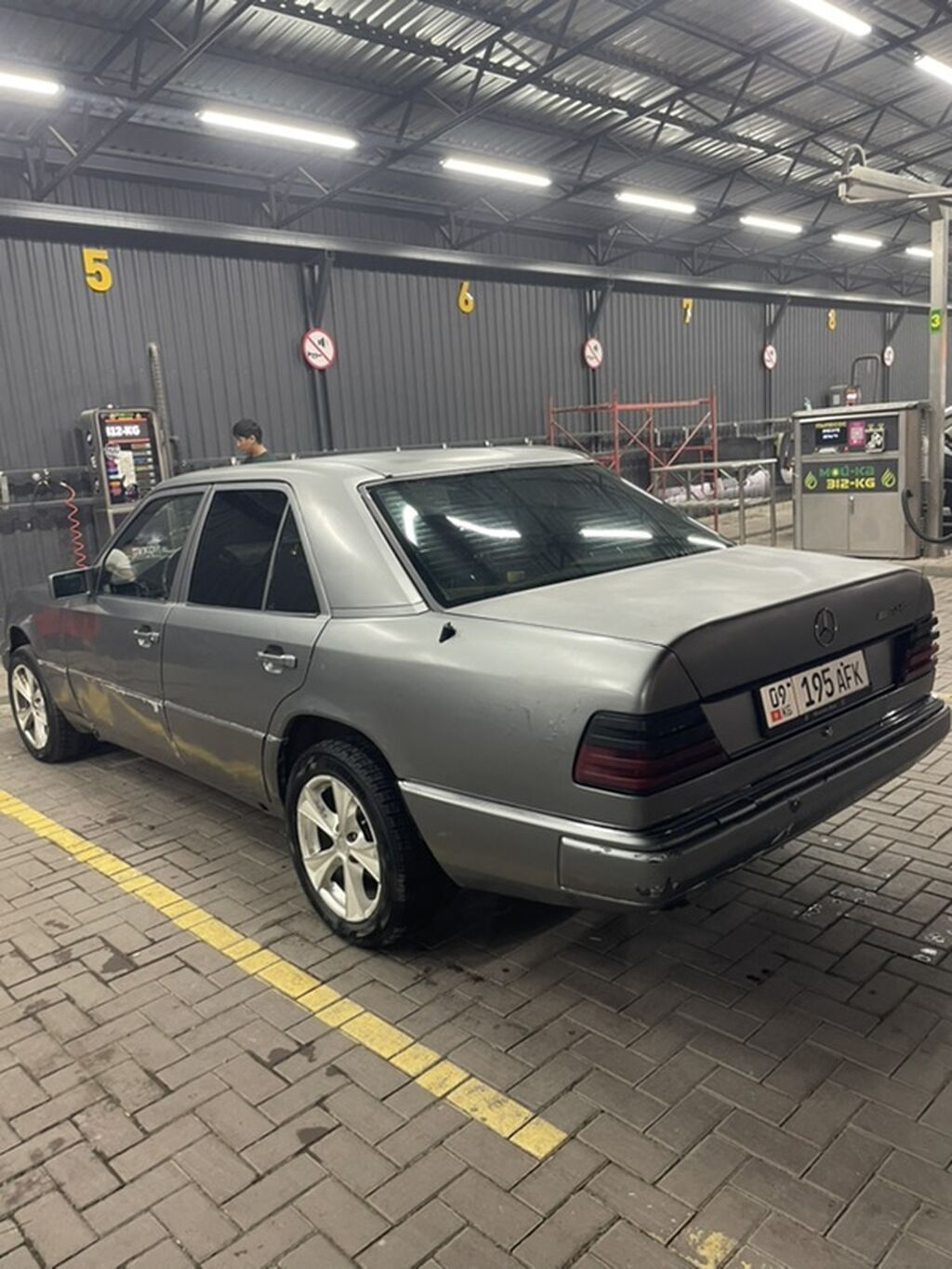 Mercedes-Benz E-Class: 1989 г., 2.9 л, Автомат, Дизель, Седан: фото 6