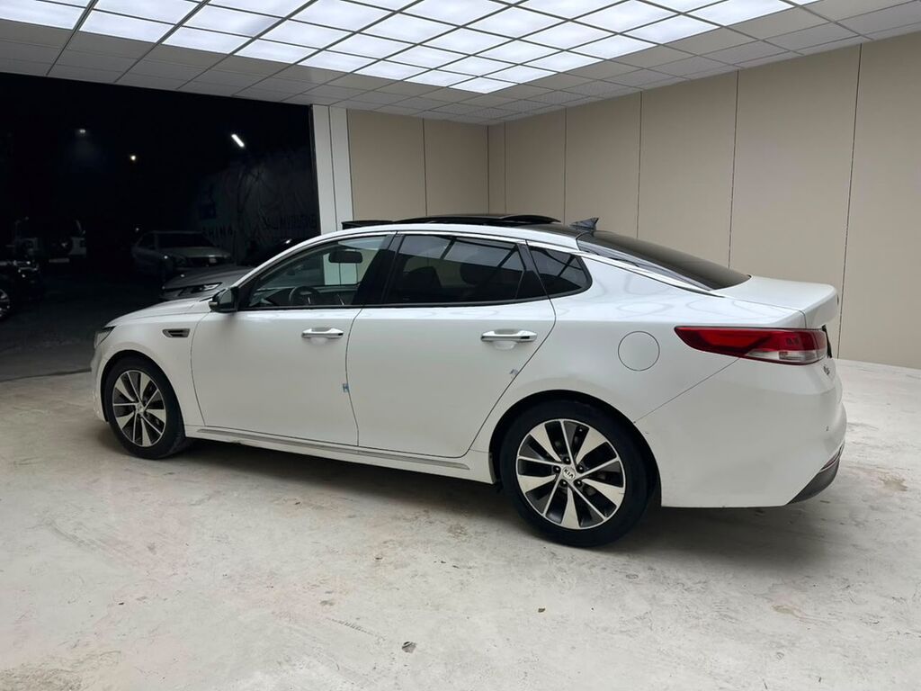 Kia Optima: 2016 г., 1.7 л, Автомат, Дизель, Седан: фото 2