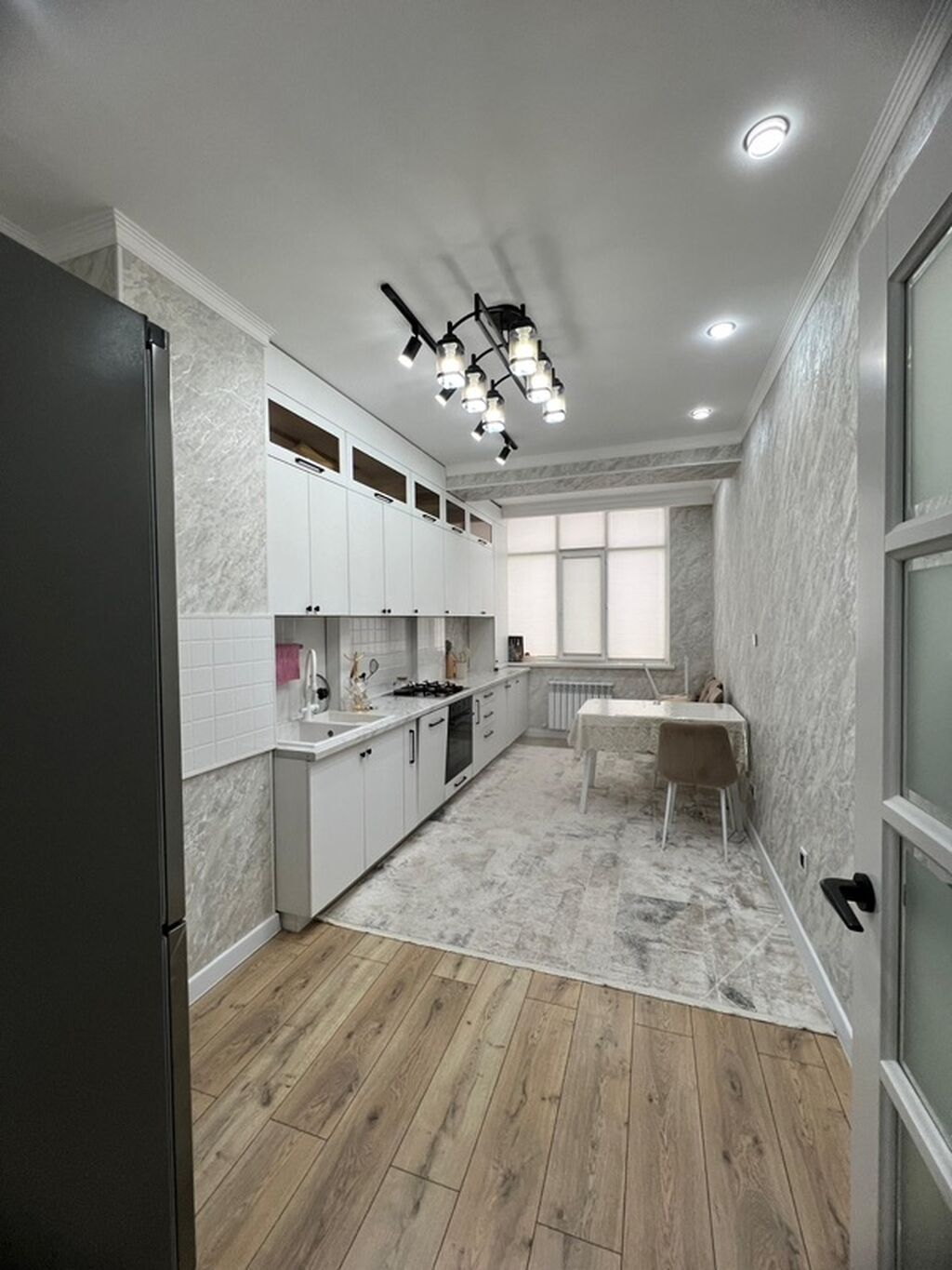 2 комнаты, 60 м², Ала-Арча ТРЦ Элитка, 6 этаж, Дизайнерский ремонт: фото 3