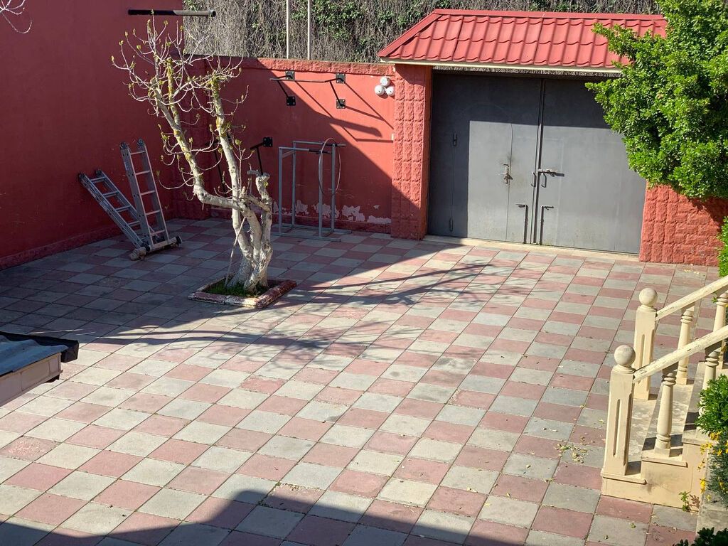 Bakı, 260 kv. m, 7 otaqlı, Hovuzsuz, Telefon, İnternet, İşıq
