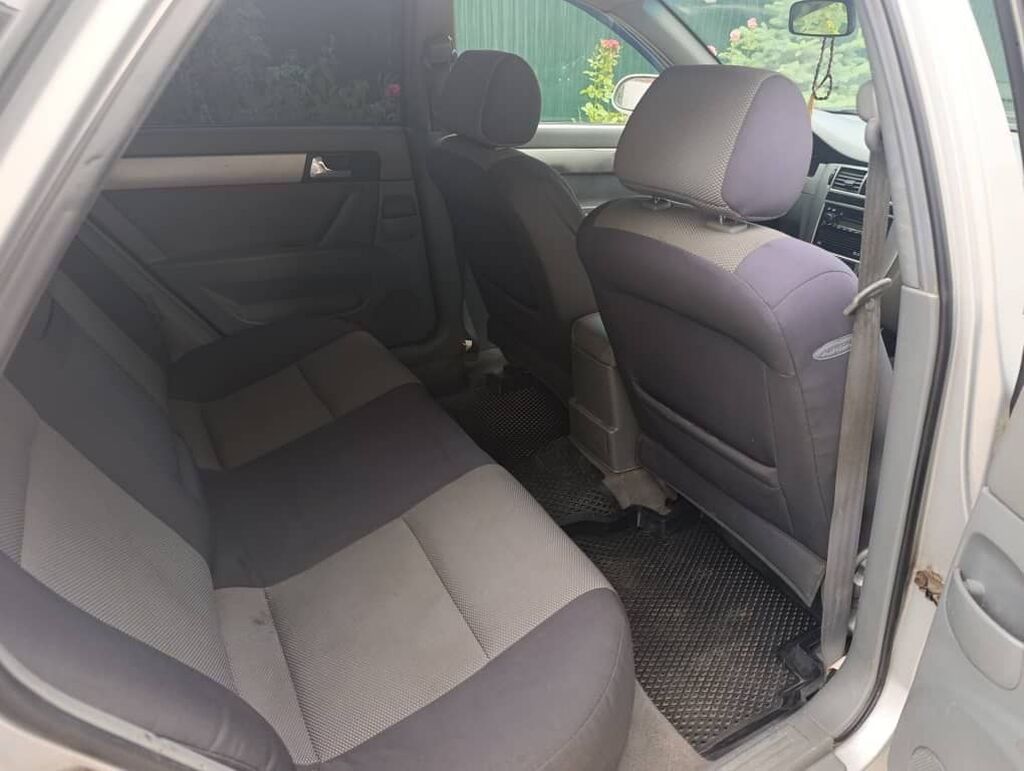 Chevrolet Lacetti: 2007 г., 1.8 л, Механика, Бензин, Седан: фото 3