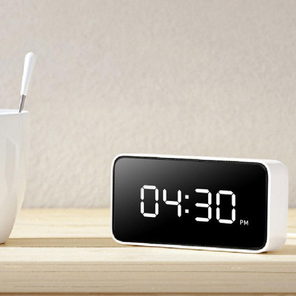 Часы будильник xiaomi. Xiaomi mi Smart Alarm Clock. Xiaomi Xiao ai Smart Alarm Clock. Xiaomi Smart Clock. Часы будильник Сяоми настольные.