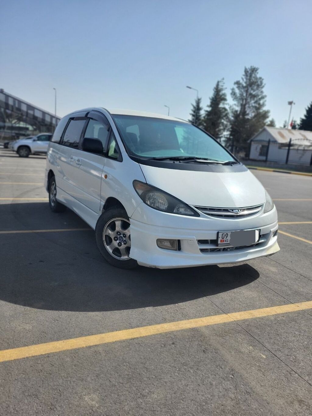 Toyota Estima: 2002 г., 2.4 л, Автомат, Бензин, Минивэн: фото 1