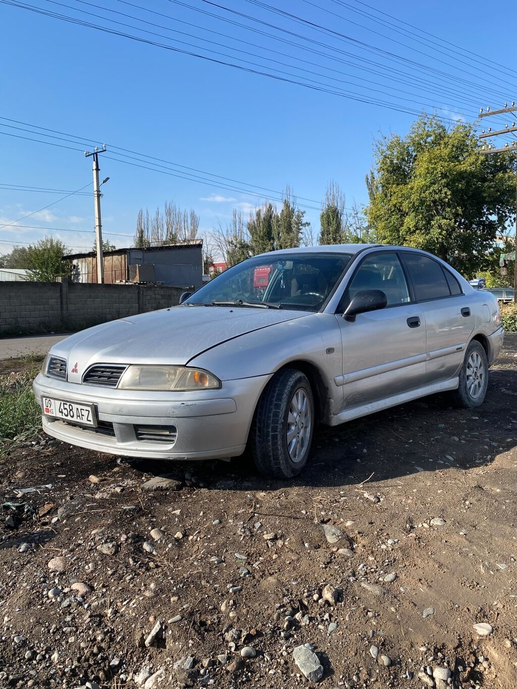 Mitsubishi Carisma: 2001 г., Автомат, Седан: фото 2