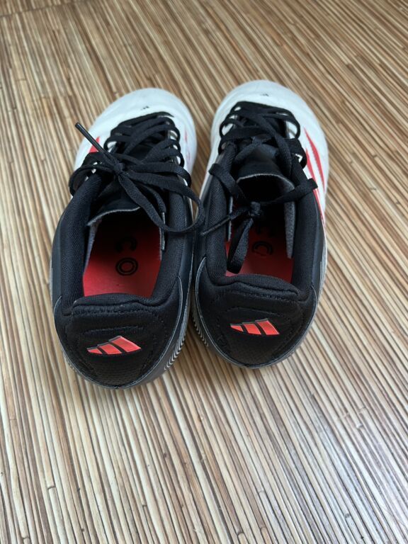 Шипованные бутсы Adidas. Размер 38-38.5 (245см). Оригинальные: фото 3
