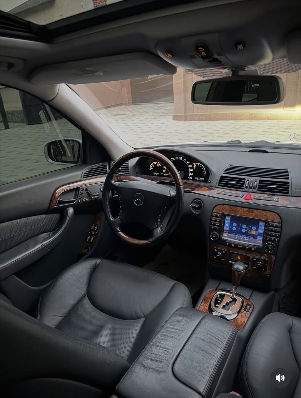 Mercedes-Benz 220: 2003 г., 3.7 л, Автомат, Бензин, Седан: фото 3