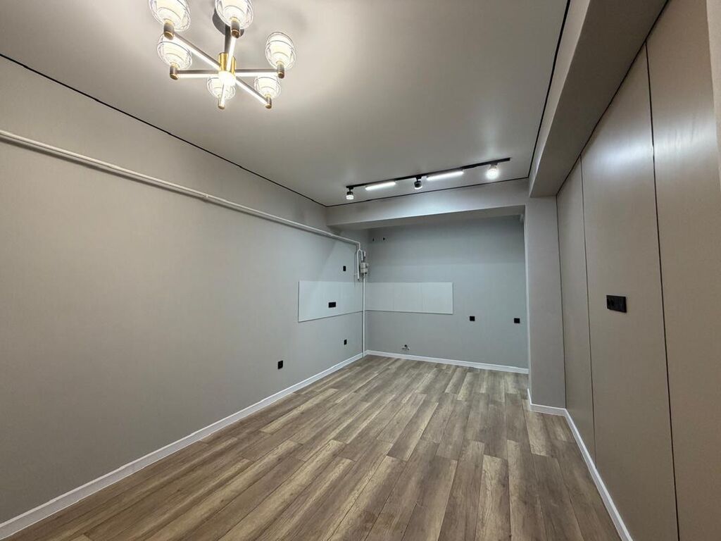 3 комнаты, 72 м², Пишпек Элитка, 14 этаж, Дизайнерский ремонт: фото 8