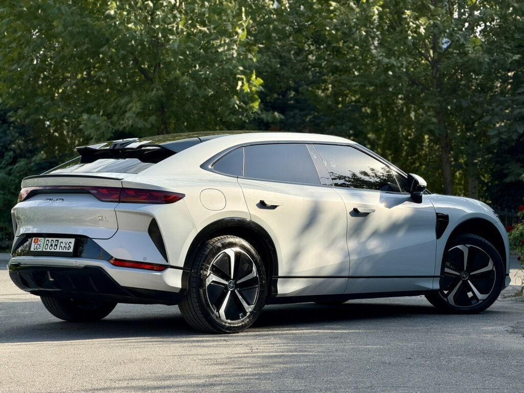 BYD Song L: 2024 г., Электромобиль, Кроссовер: фото 5