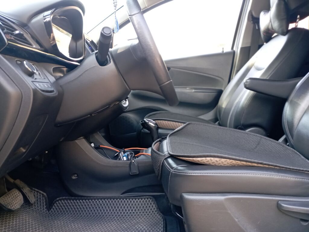 Chevrolet Spark: 2018 г., 1 л, Вариатор, Бензин, Хэтчбэк: фото 4