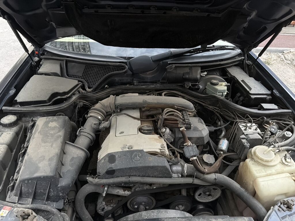 Mercedes-Benz E-Class: 1998 г., 2 л, Автомат, Газ, Седан: фото 5