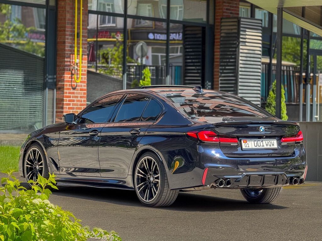 BMW 5 series: 2019 г., Седан: фото 5