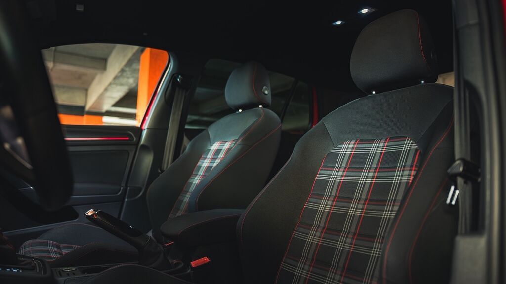 Volkswagen Golf GTI: 2020 г., Робот, Бензин, Хэтчбэк: фото 6