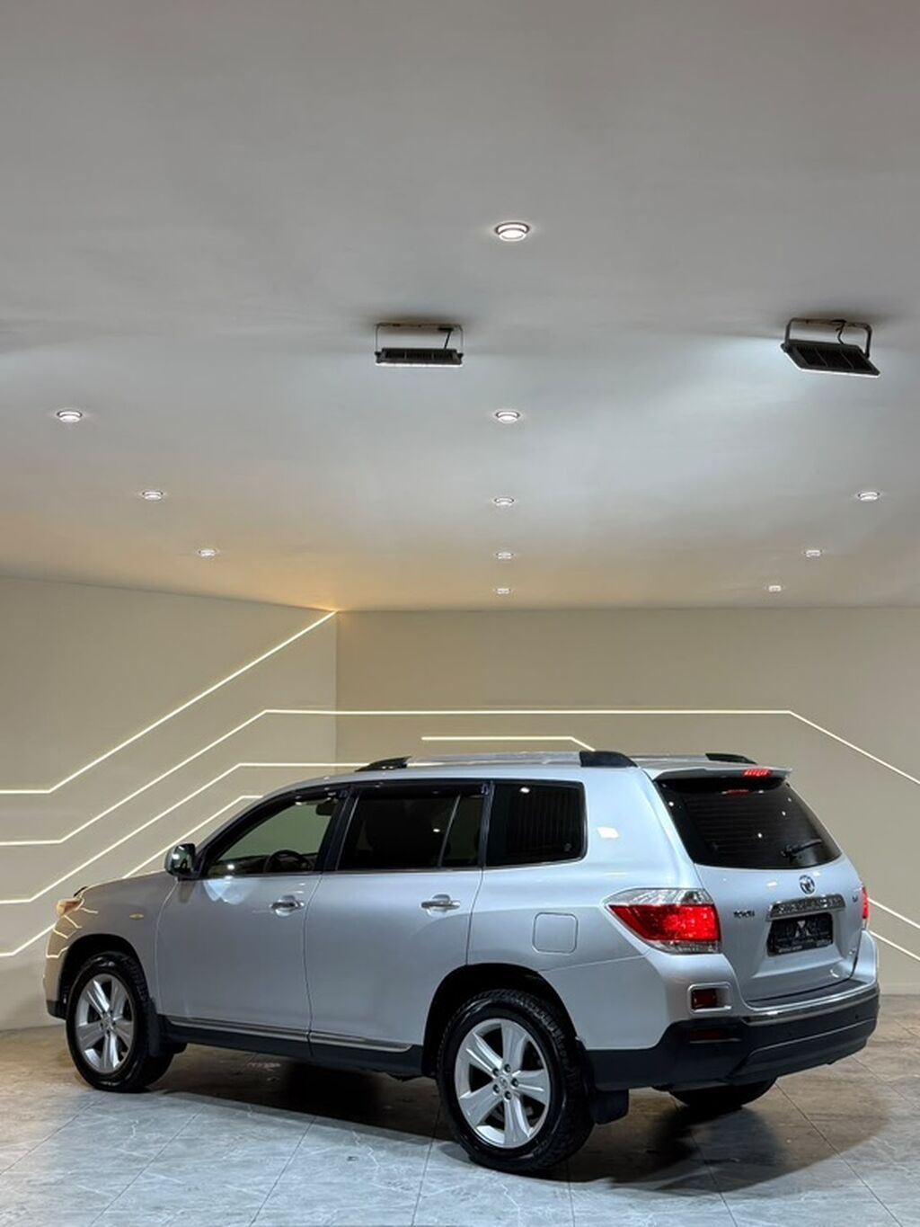 Toyota Highlander: 2011 г., Автомат, Бензин, Кроссовер: фото 3