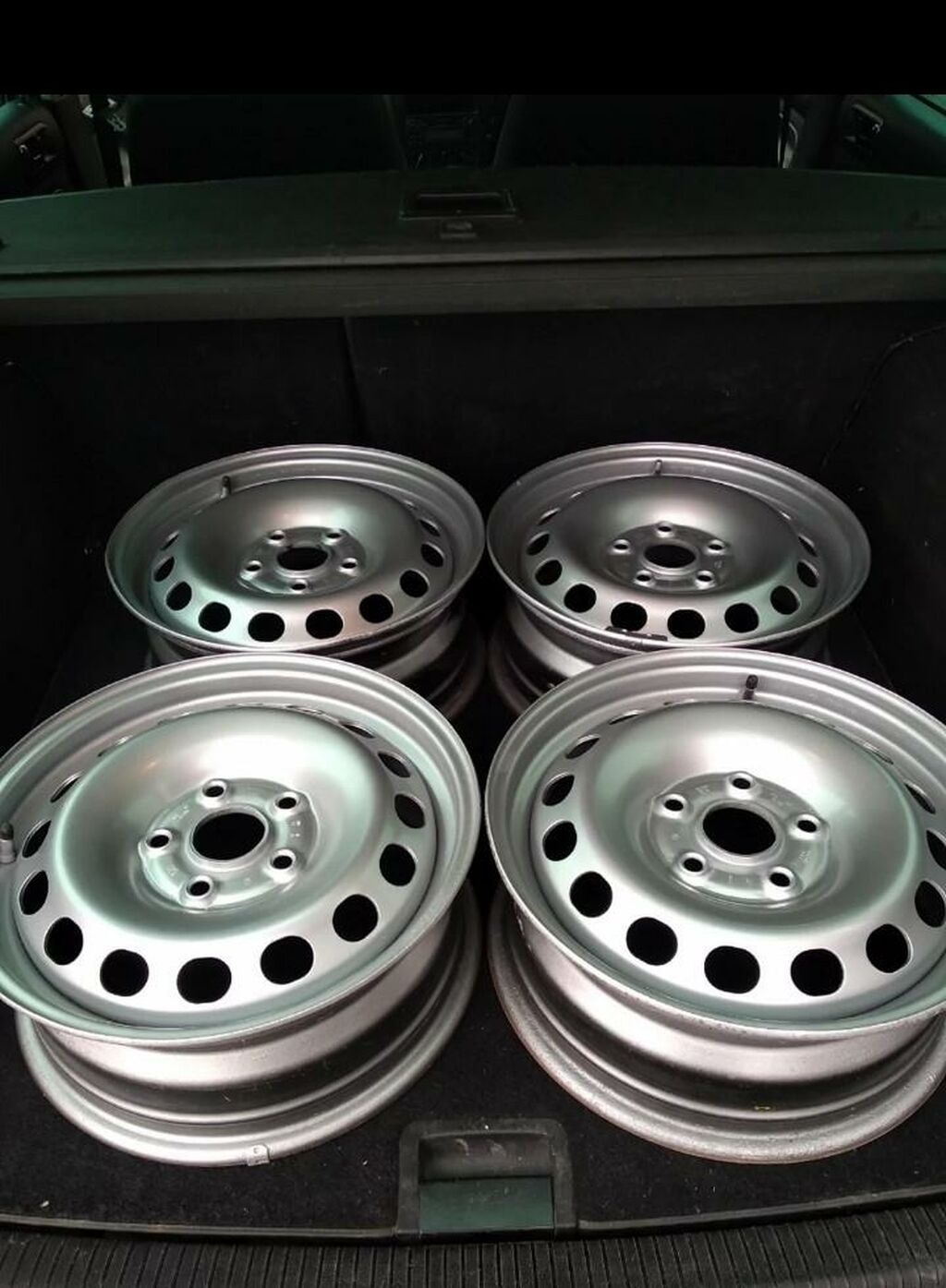 Disk qazan r16. Kgs диски. Литые диски на фольксваген пассат б5. Вольво 850 диски. Wald 22 ые диски 5 120.