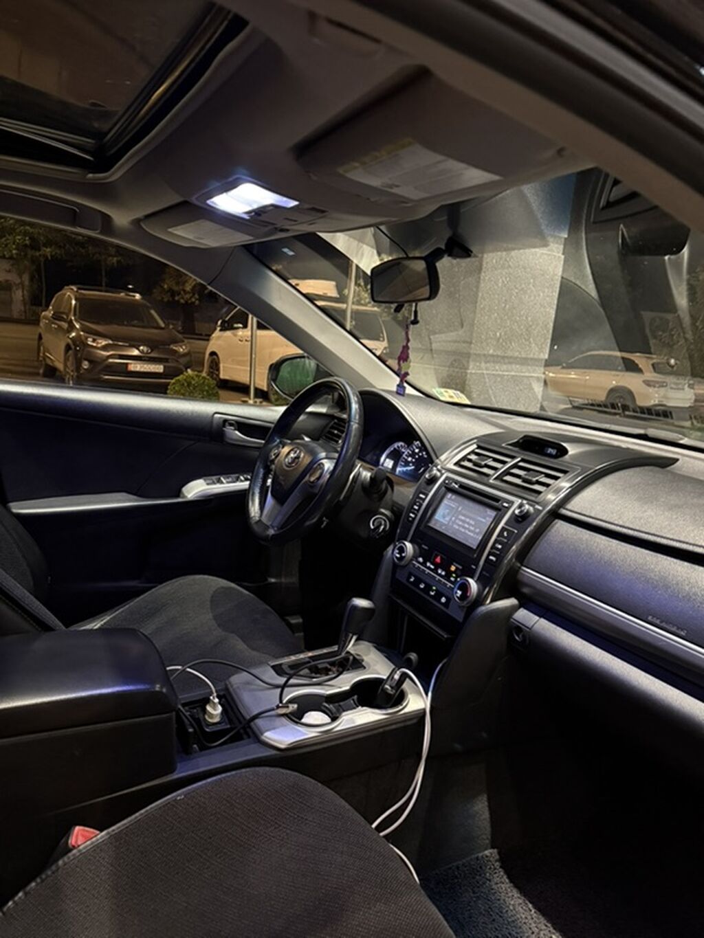Toyota Camry: 2012 г., 2.5 л, Автомат, Бензин, Седан: фото 4
