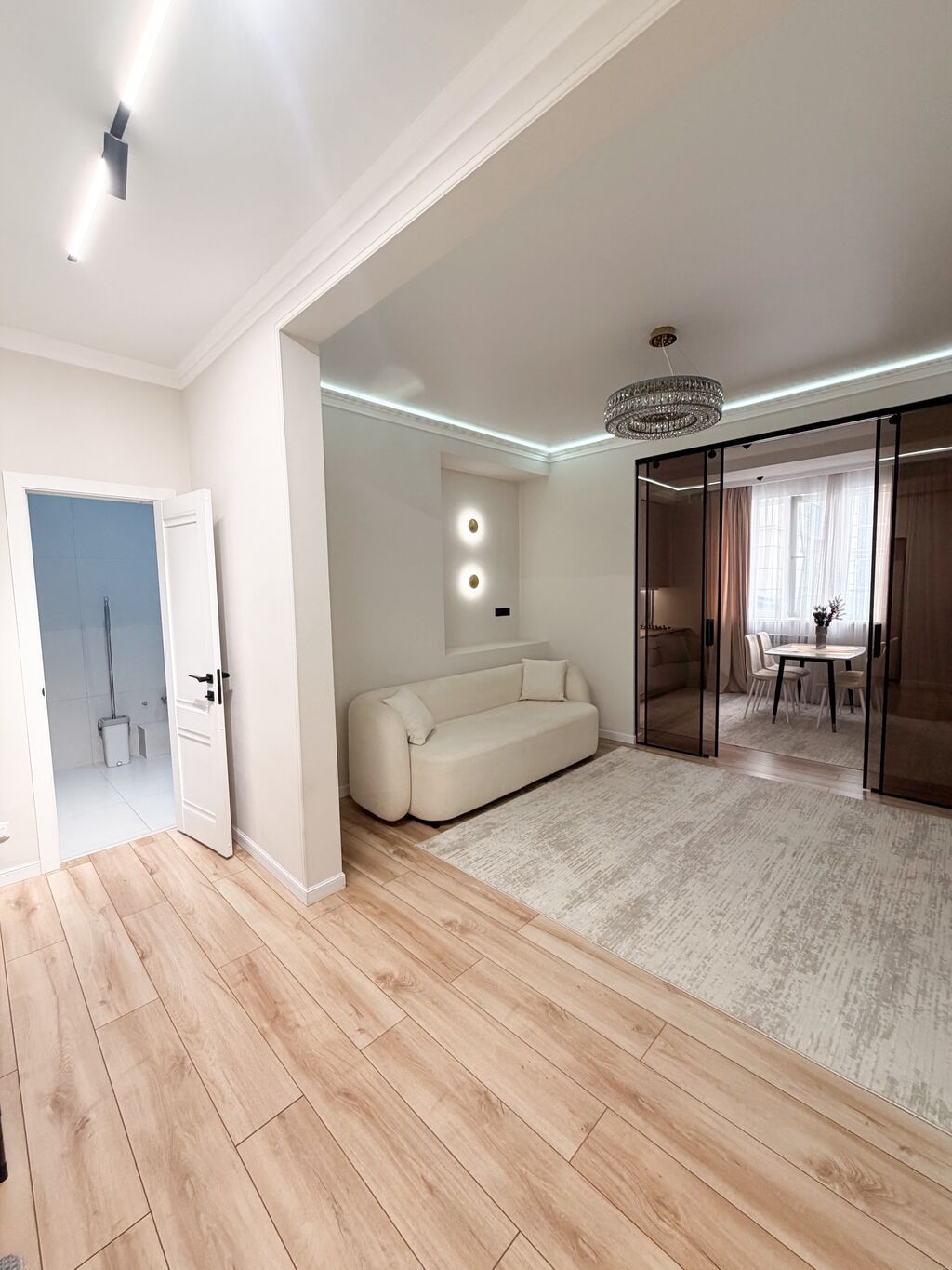 Студия, 60 м², Тунгуч мкр Элитка, 2 этаж, Дизайнерский ремонт: фото 1