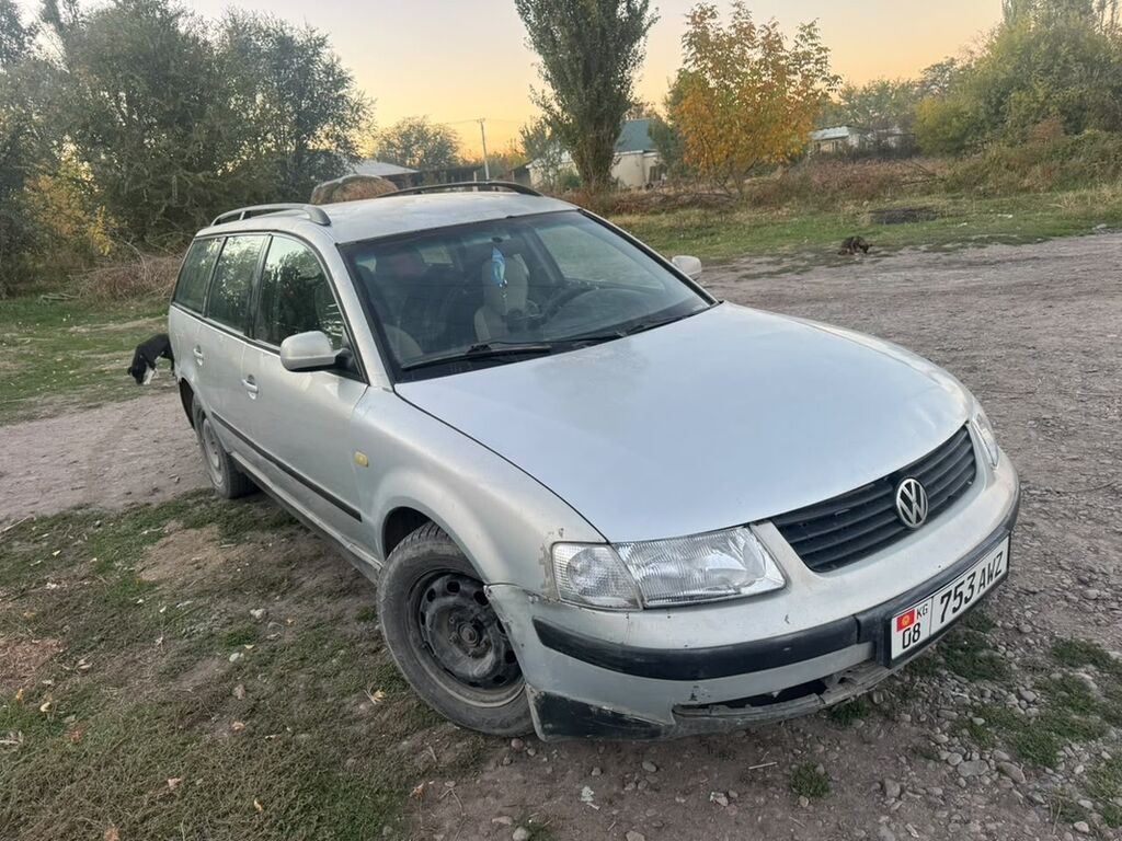 Volkswagen Passat Variant: 1999 г., 2.3 л, Механика, Бензин, Универсал: фото 6