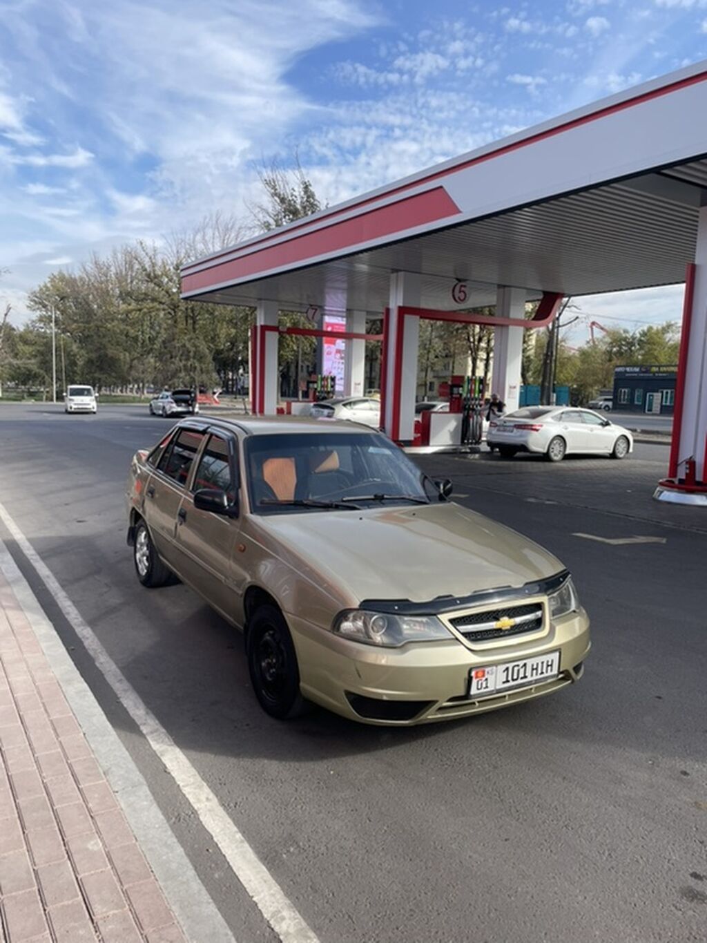 Daewoo Nexia: 2008 г., 1.5 л, Механика, Бензин, Седан: фото 5
