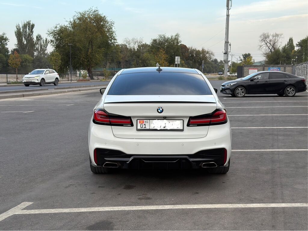 BMW 5 series: 2018 г., 2 л, Автомат, Бензин, Седан: фото 2