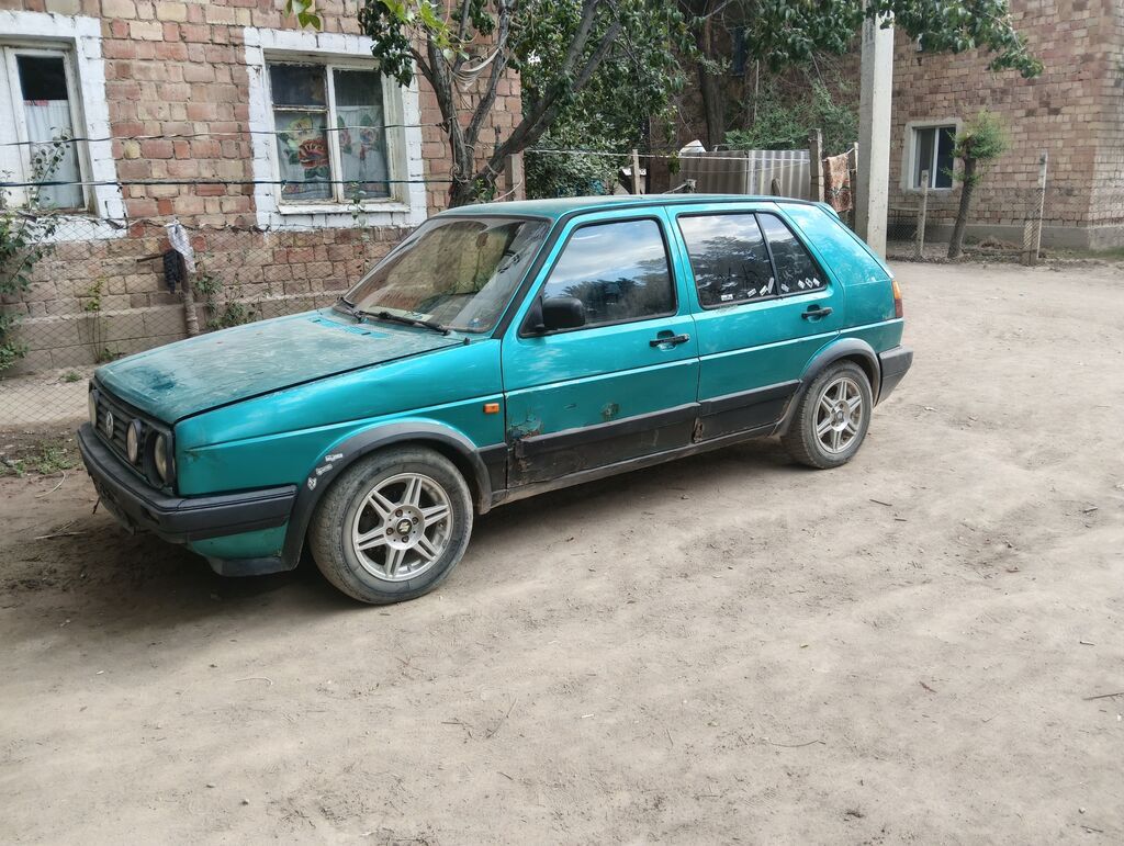 Volkswagen Golf: 1995 г., Механика, Бензин, Хэтчбэк: фото 2