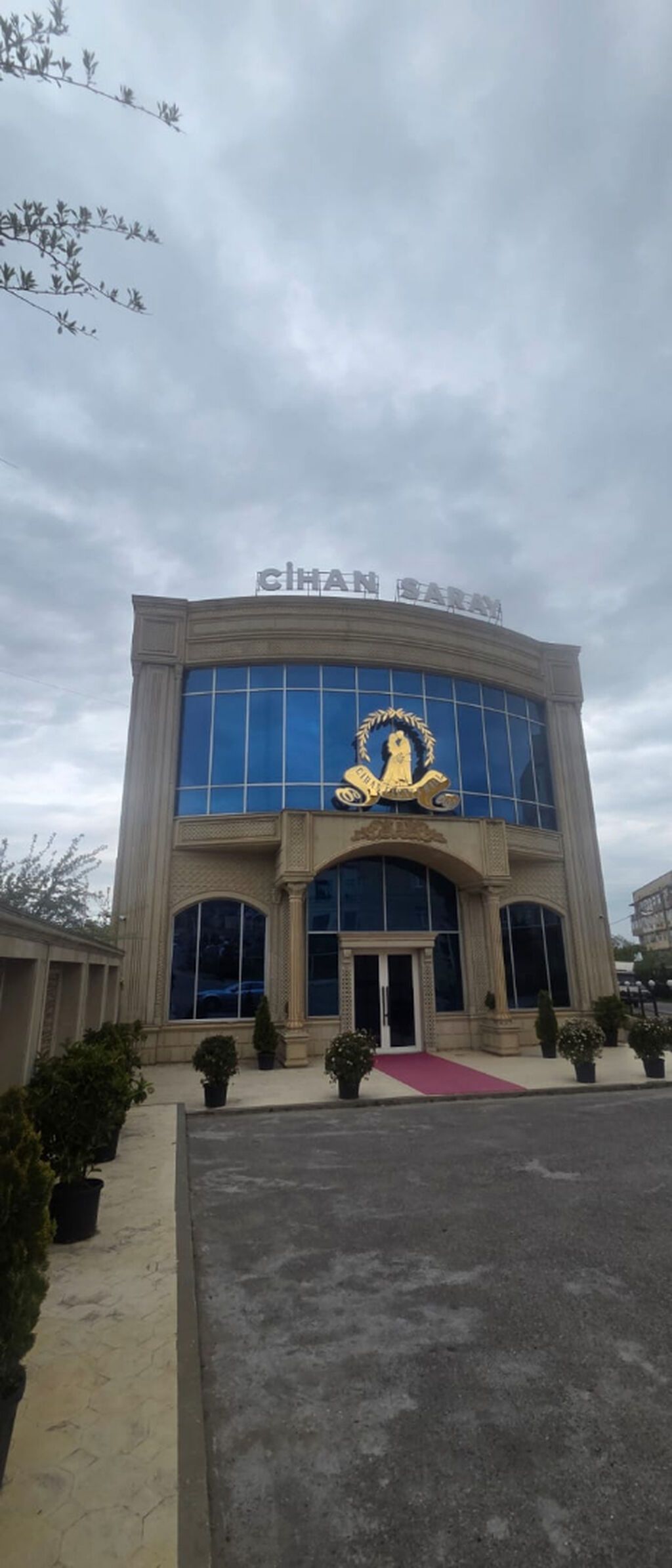 🔥 QARAÇUXUR QƏSƏBƏSİNDƏ ÇIXARIŞLI (KUPÇALI) 1048 KV.M İRİ SAHƏLİ
