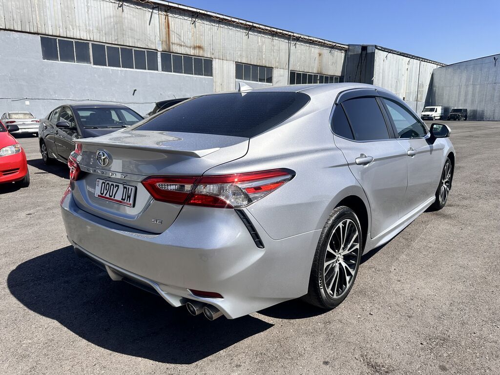 Toyota Camry: 2019 г., 2.5 л, Автомат, Бензин, Седан: фото 4
