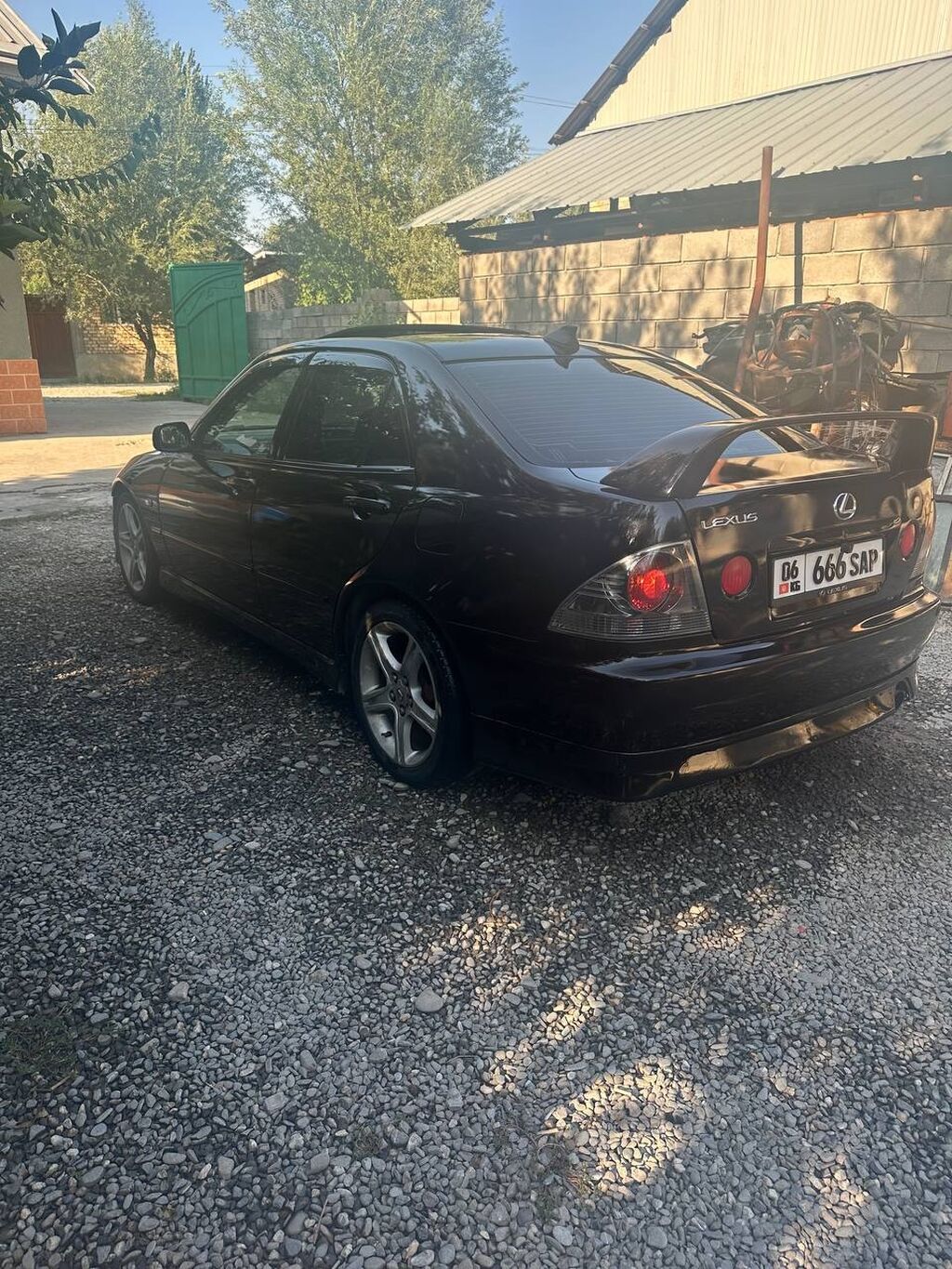 Lexus IS: 2003 г., 2 л, Автомат, Бензин, Седан: фото 3