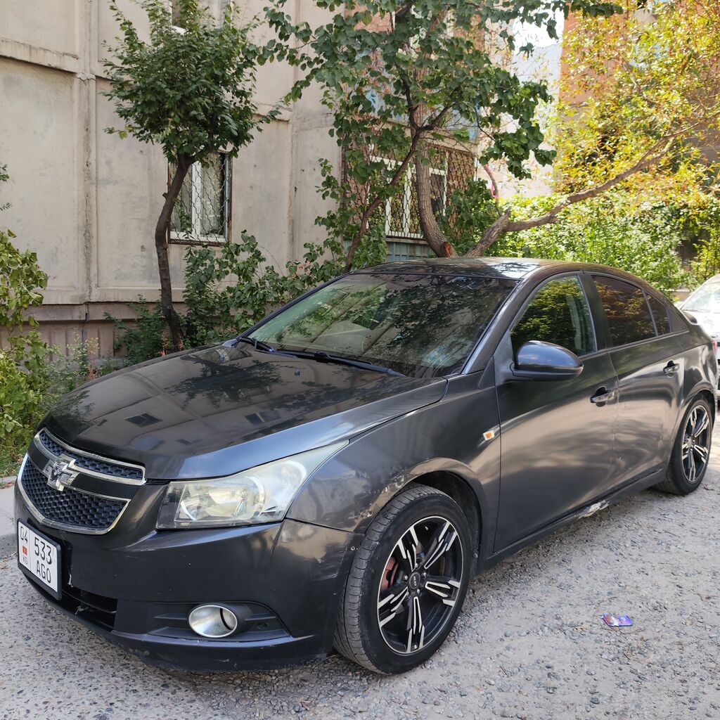 Chevrolet Cruze: 2009 г., 1.6 л, Автомат, Бензин, Седан: фото 3