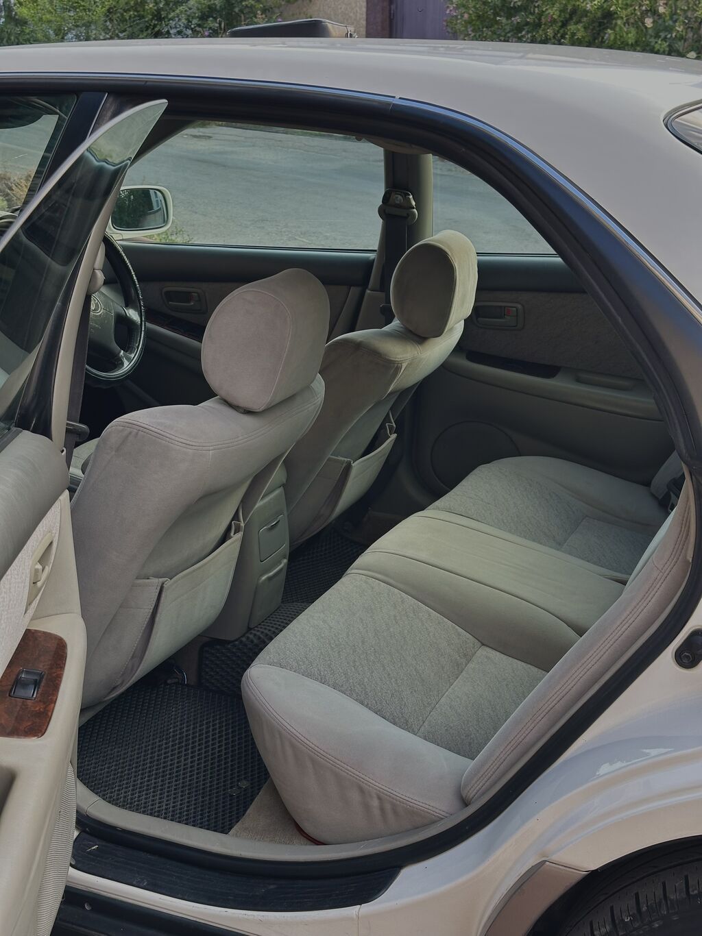 Toyota Windom: 1998 г., 2.5 л, Автомат, Газ, Седан: фото 8