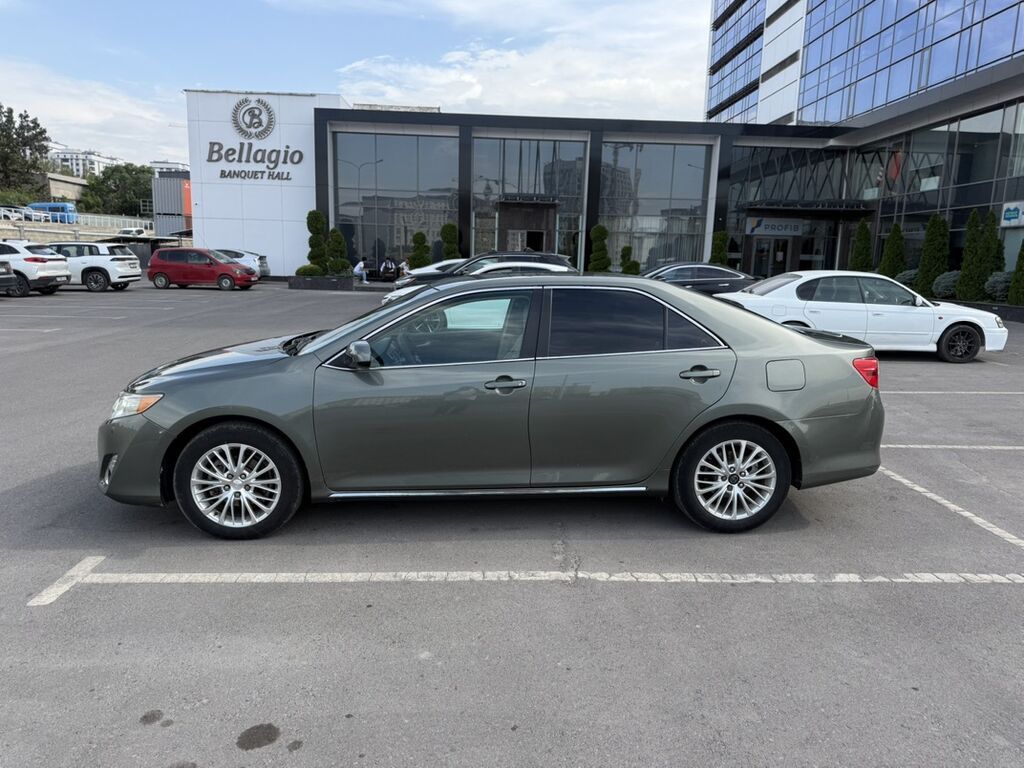 Toyota Camry: 2012 г., 2.5 л, Автомат, Бензин, Седан: фото 4