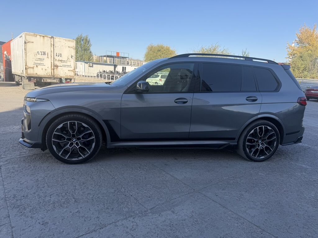 BMW X7: 2023 г., 4.4 л, Автомат, Бензин, Внедорожник: фото 6