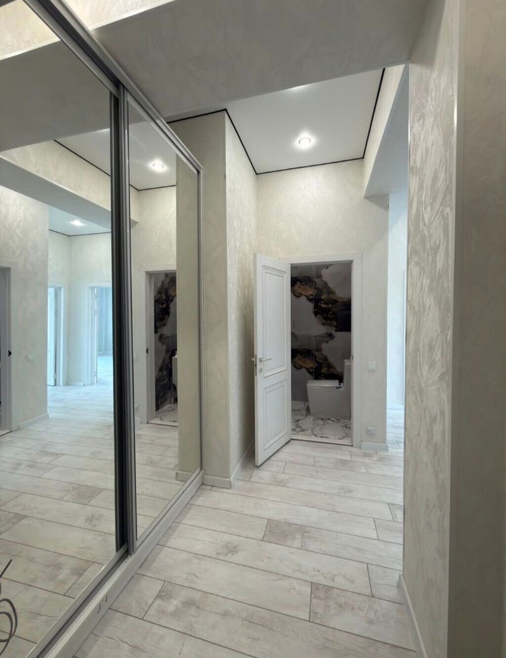 1 комната, 52 м², АУЦА Элитка, 10 этаж, Свежий ремонт: фото 4