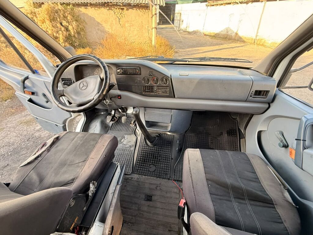 Эвакуатор, Mercedes-Benz, 1996 г., Ломаная: фото 7