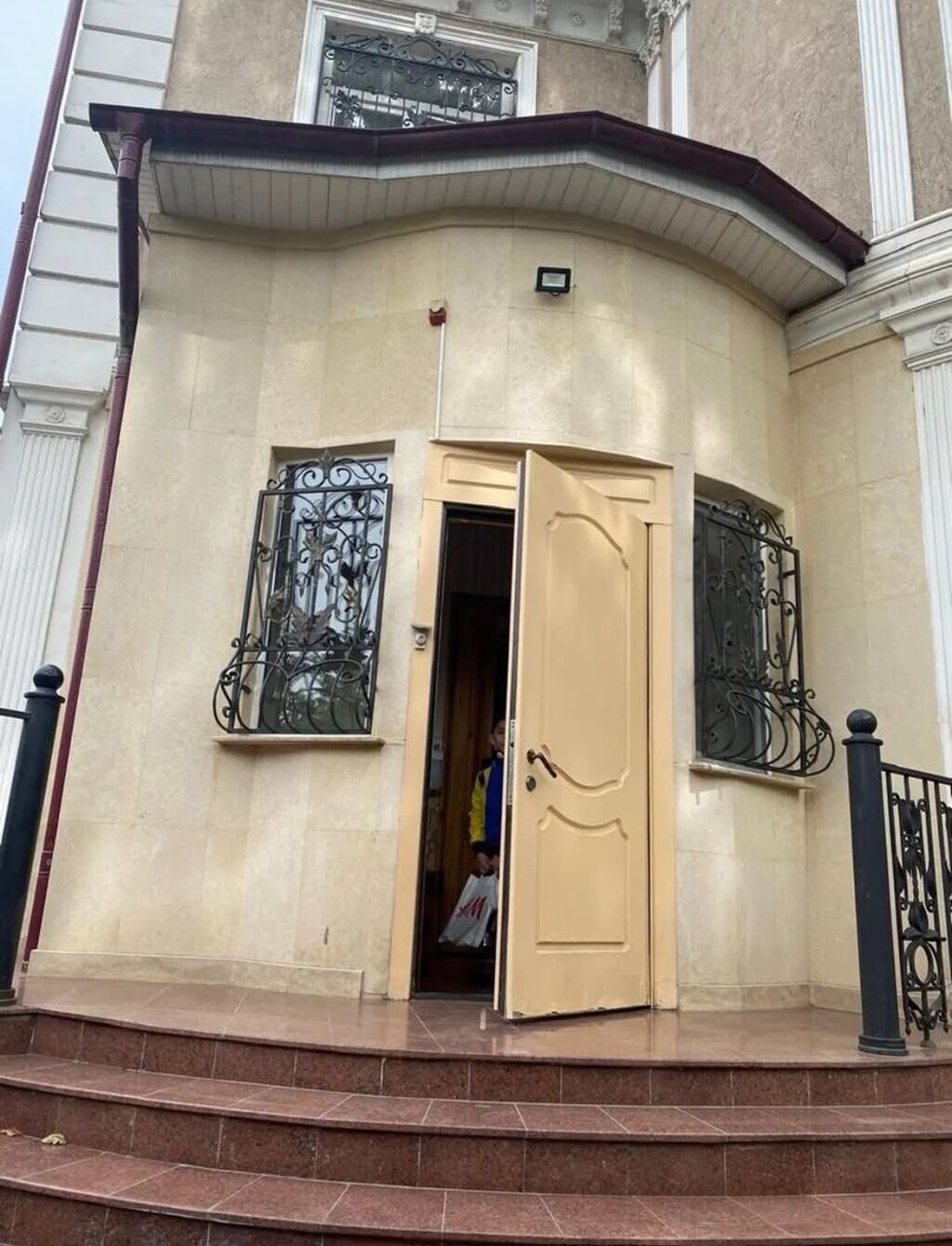 Сдаётся дом под офис или коммерцию на Тыныстанова, 700 м²: фото 3