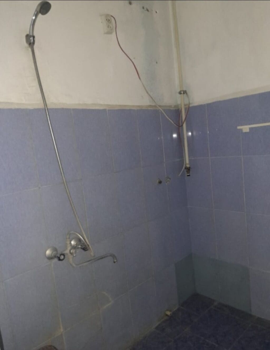 Bakı, 6-cı mikrorayon, 1 otaqlı, Köhnə tikili, m. Nəsimi, 35 kv. m