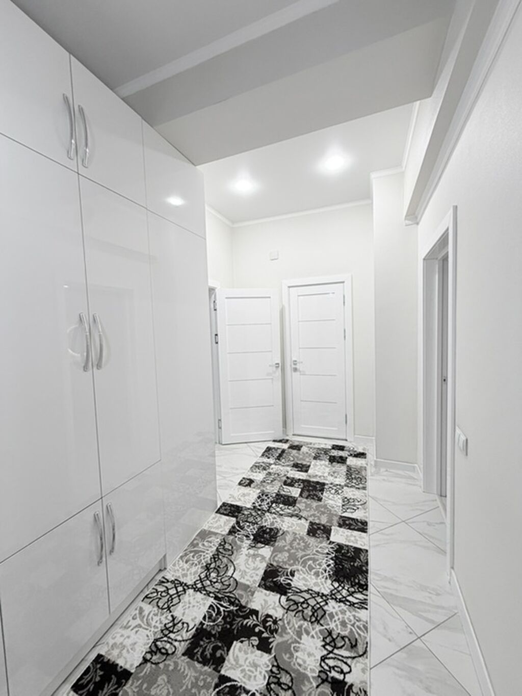 Сдам 2-комнатную квартиру (88м²) в Бишкеке: фото 1