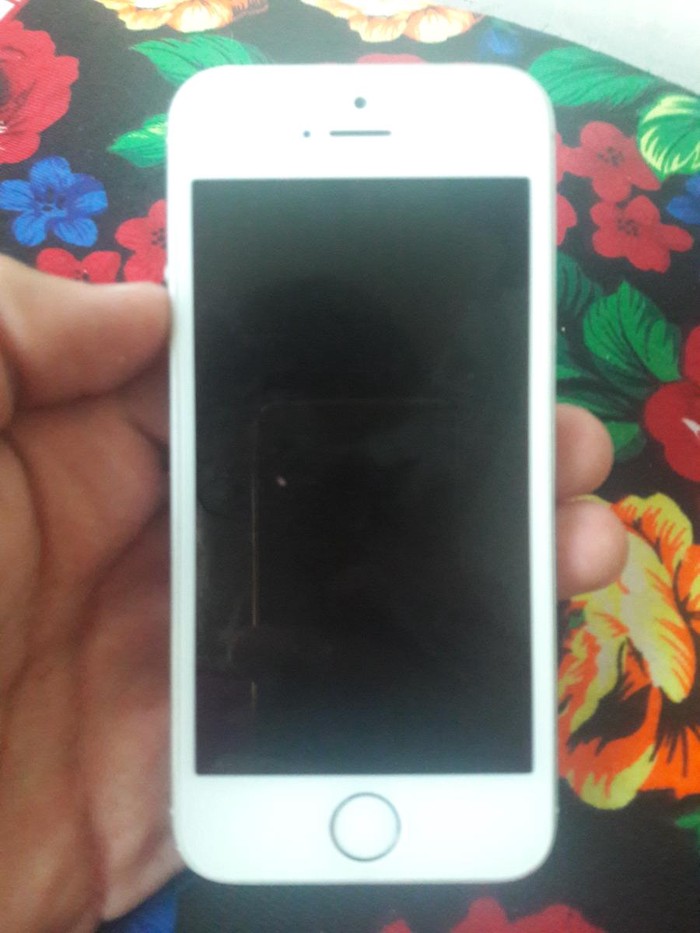 Другое: Iphon 5s 16gb без царапин просто як хат дар экран и все на lalafo.tj Iphon 5s 16gb без царапин просто як хат дар экран и все в Душанбе