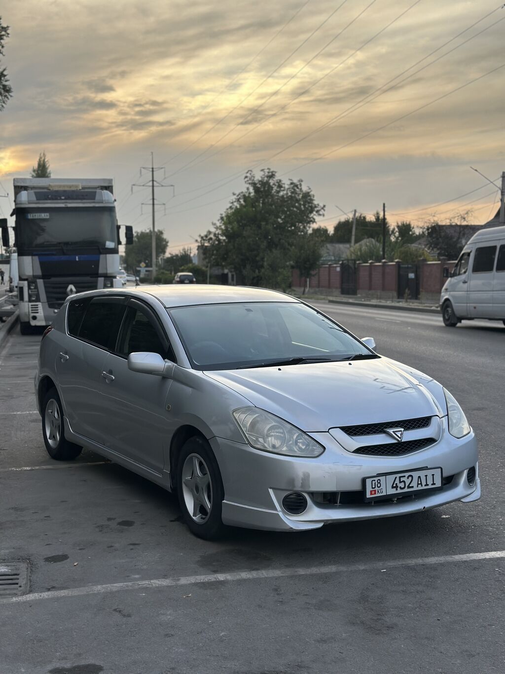 Toyota Caldina: 2003 г., 1.8 л, Автомат, Бензин, Универсал: фото 2