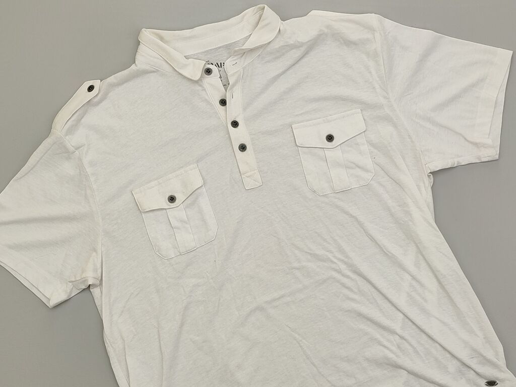 Koszulki: Podkoszulka 2XL (EU 44), stan - Dobry, wzór - Jednolity kolor, kolor - Biały — 1