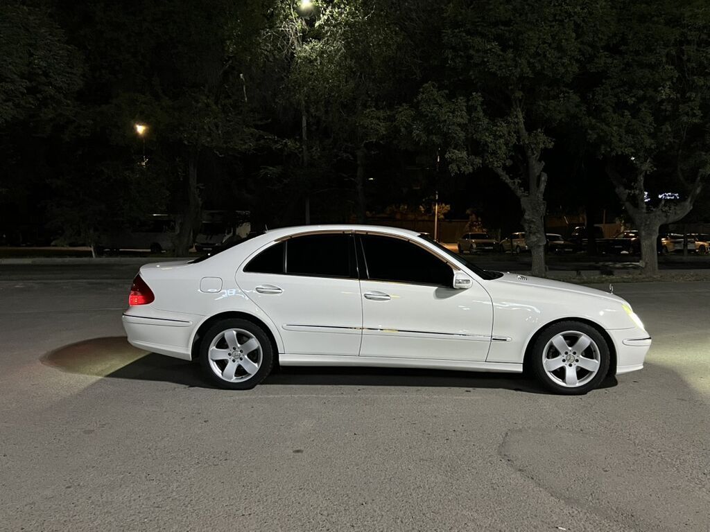 Mercedes-Benz E-Class: 2003 г., 3.2 л, Типтроник, Бензин, Седан: фото 5