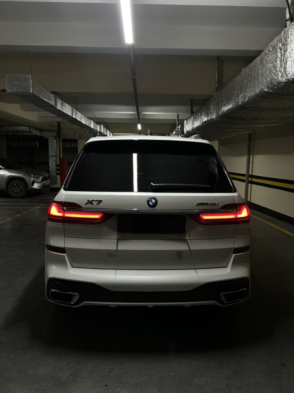 BMW X7: 2019 г., 3 л, Автомат, Бензин, Внедорожник — фото 3