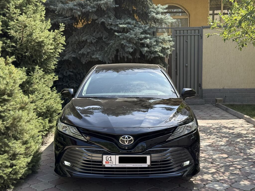 Toyota Camry: 2018 г., 3.5 л, Автомат, Бензин, Седан: фото 2